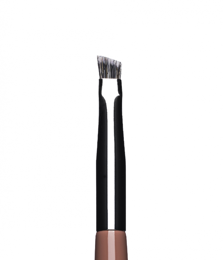 Super Angled Brow Brush 01 Oogschaduwborstels