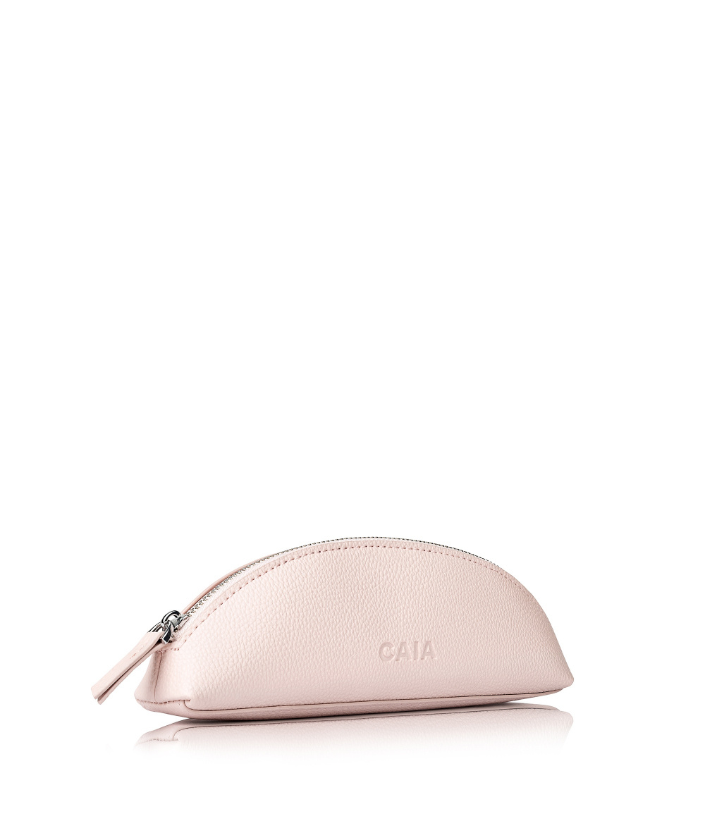 SMALL HALF MOON BAG in de groep KWASTEN & TOOLS / TOILETTASSEN bij CAIA Cosmetics (CAI6471)